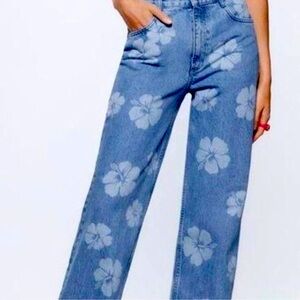 Zara Straight Wide Jean with hawaiian flower print Size 4